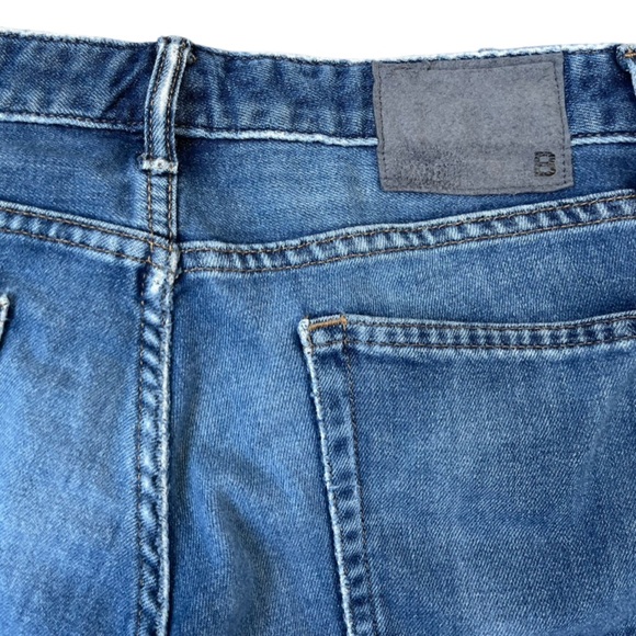 Bonobos Slim Fit Straight Leg Jeans Medium Wash Fading Whiskering - Size 30/32 - Picture 8 of 9